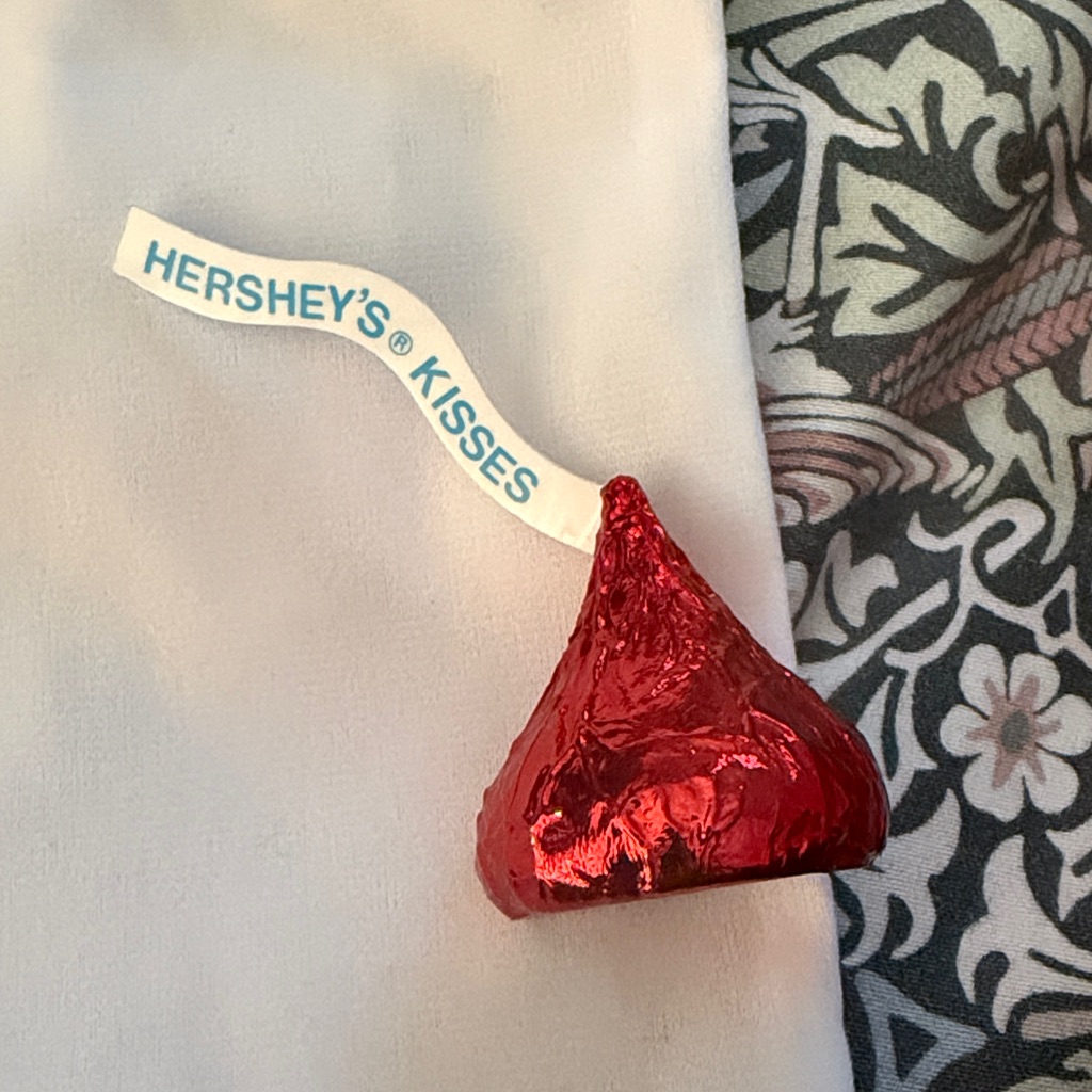 “Hershey's Kisses” Red Foil Chocolate Hallmark, Special Edition, Like New